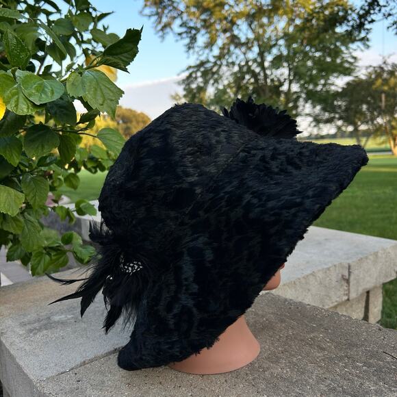 Vintage Gilles François Paris Fancy Cloche hat. Made in France main image 7